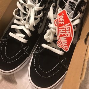 Vans off the wall high top skater shoes